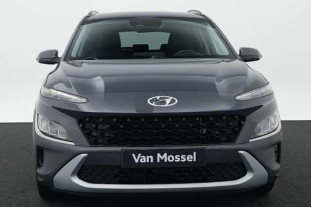 Hyundai Kona (2023) thumbnail 4