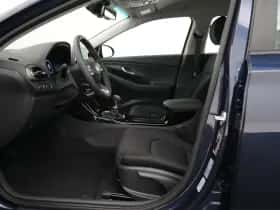 Hyundai i30 thumbnail 30
