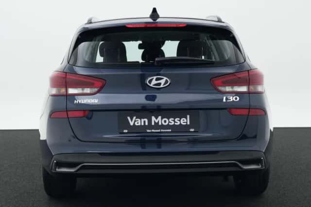 Hyundai i30 (2025) thumbnail 6