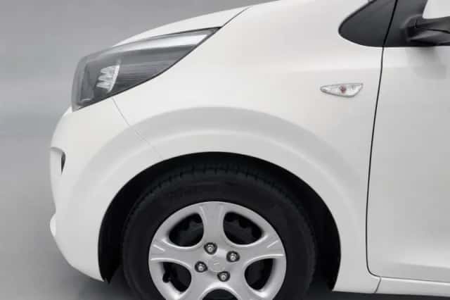 Kia Picanto (2021) thumbnail 6