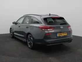 Hyundai i30 thumbnail 2