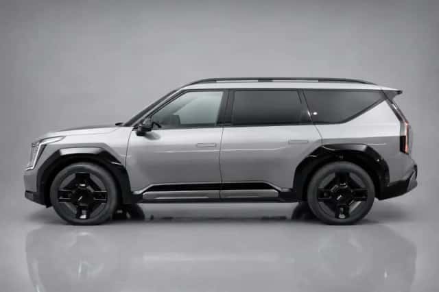 Kia EV9 (2024) thumbnail 4