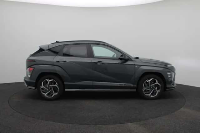 Hyundai Kona (2025) thumbnail 6