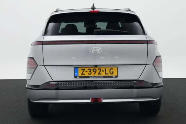 Hyundai Kona (2024) thumbnail 6