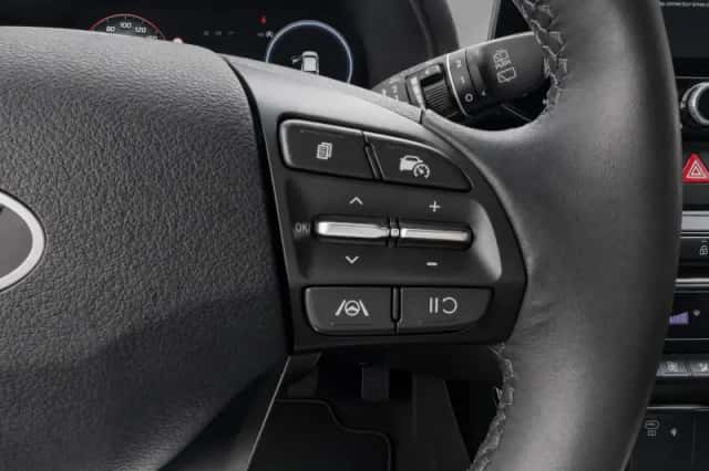 Hyundai i30 (2025) thumbnail 3