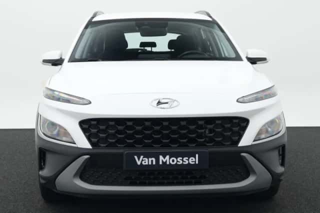 Hyundai Kona (2023) thumbnail 4