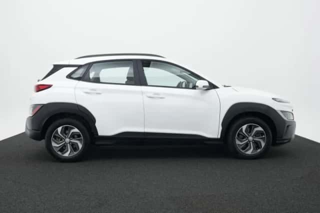 Hyundai Kona (2023) thumbnail 6