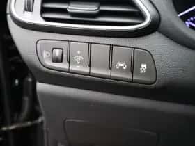 Hyundai i30 thumbnail 24