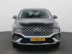 Hyundai Santa Fe (2022) thumbnail 3