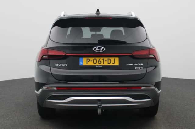 Hyundai Santa Fe (2022) thumbnail 6