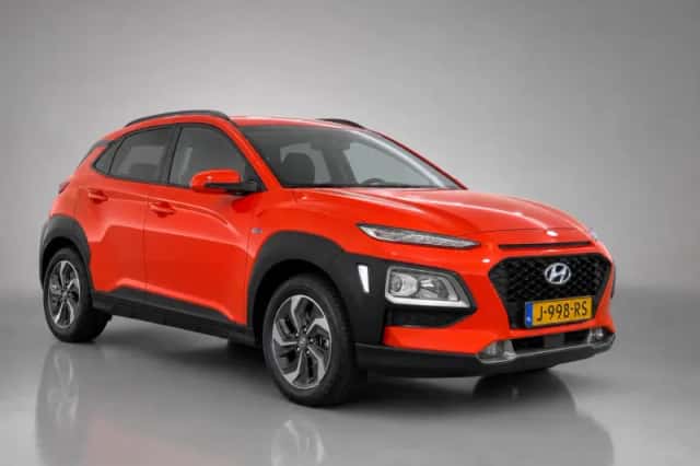 Hyundai Kona (2021) thumbnail 4