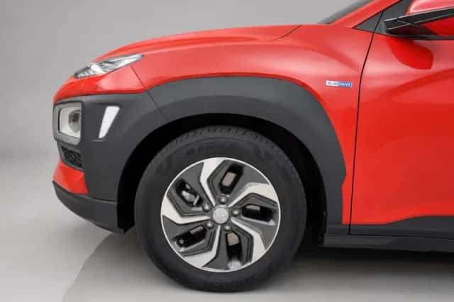 Hyundai Kona (2021) thumbnail 6