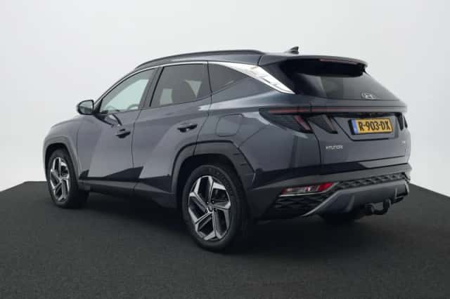 Hyundai Tucson (2022) thumbnail 2