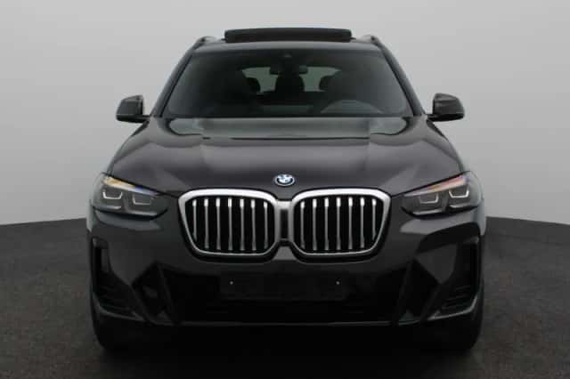 BMW X3 (2023) thumbnail 4