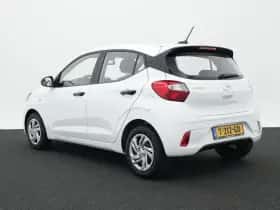 Hyundai i10 (2023) thumbnail 3