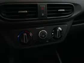 Hyundai i10 thumbnail 23