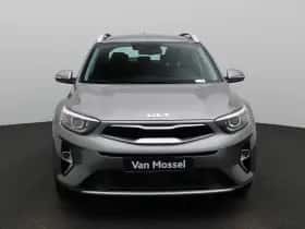 Kia Stonic (2024) thumbnail 3