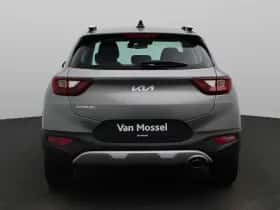 Kia Stonic (2024) thumbnail 5