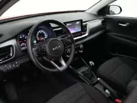Kia Stonic (2022) thumbnail 42