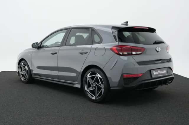 Hyundai i30 (2025) thumbnail 3