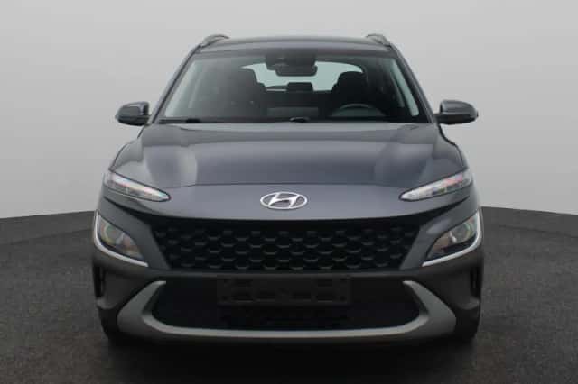 Hyundai Kona (2022) thumbnail 3