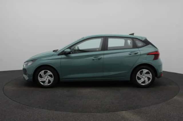 Hyundai i20 (2023) thumbnail 4