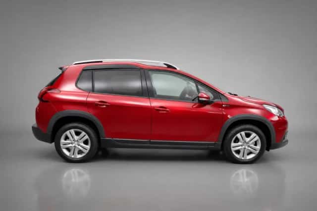 Peugeot 2008 (2019) thumbnail 5