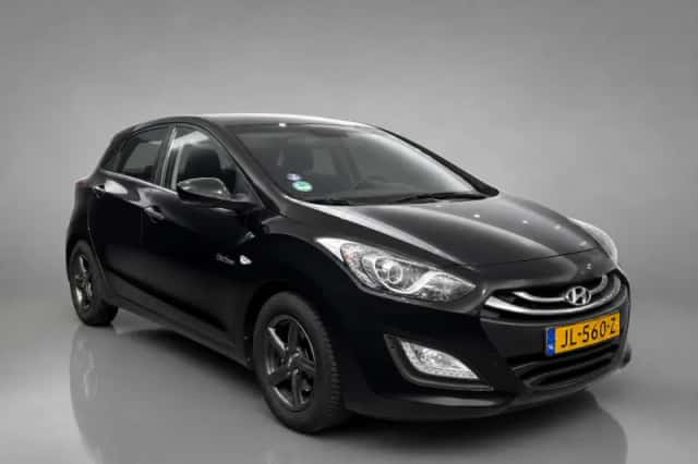 Hyundai i30 (2016) thumbnail 4