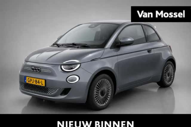 Fiat 500 (2022) thumbnail 1