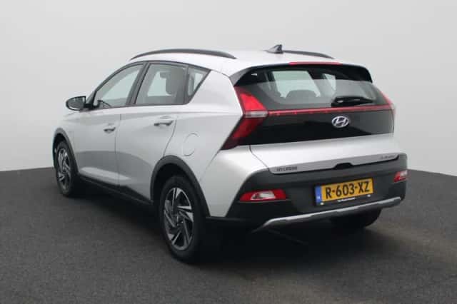 Hyundai Bayon (2022) thumbnail 2