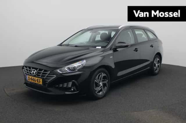 Hyundai i30 (2023) thumbnail 1