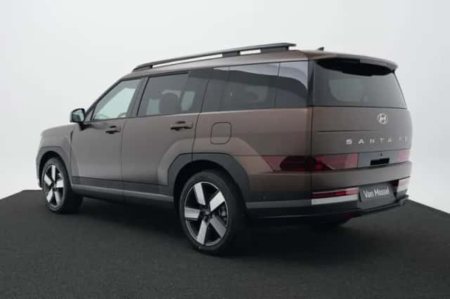 Hyundai Santa Fe (2026) thumbnail 3