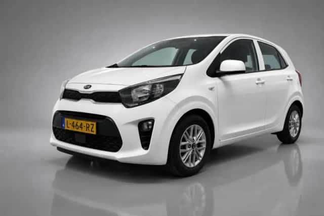Kia Picanto (2021) thumbnail 3