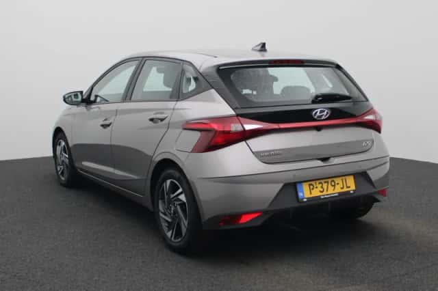 Hyundai i20 (2022) thumbnail 3