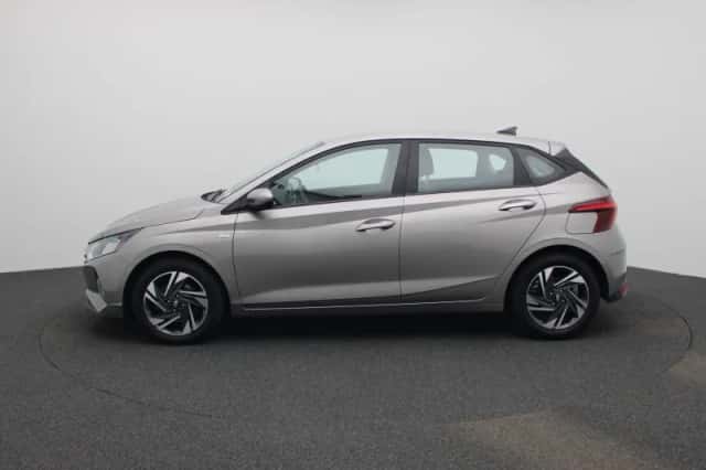 Hyundai i20 (2022) thumbnail 5