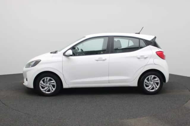 Hyundai i10 (2023) thumbnail 4