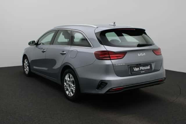 Kia Ceed Sportswagon (2024) thumbnail 3