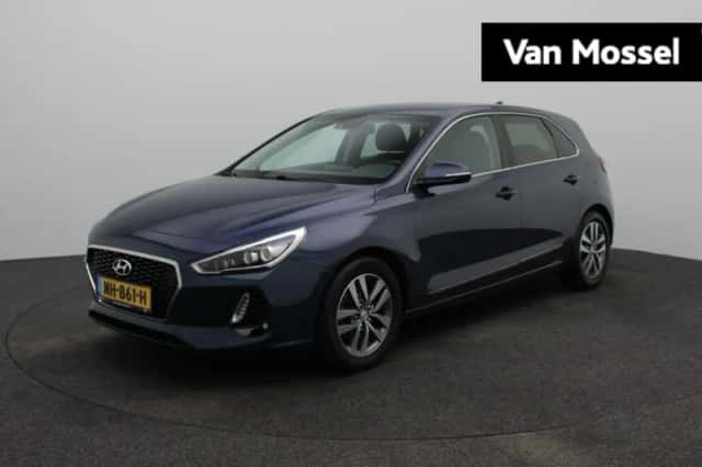 Hyundai i30 (2017) thumbnail 1