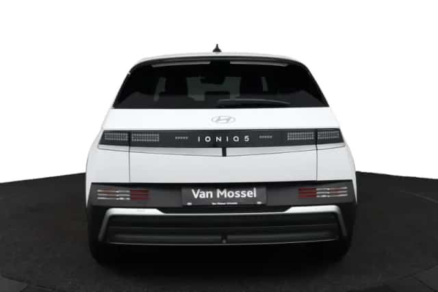 Hyundai Ioniq 5 (2026) thumbnail 4