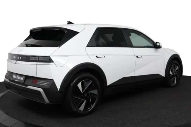 Hyundai Ioniq 5 (2026) thumbnail 5