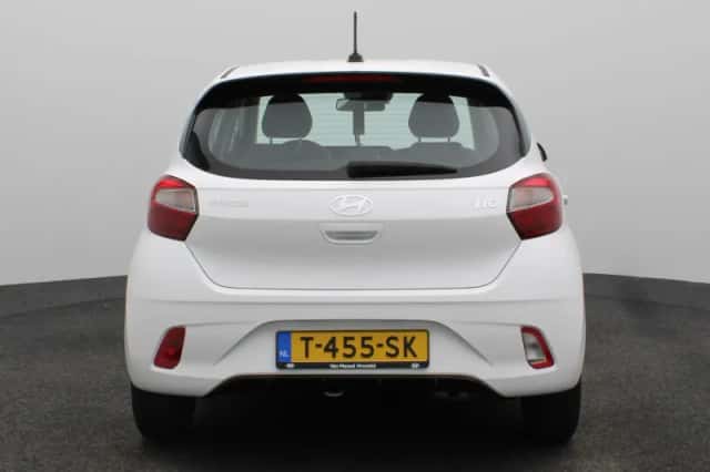 Hyundai i10 (2023) thumbnail 6
