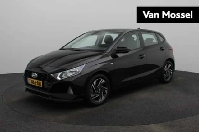 Hyundai i20 (2023) thumbnail 1