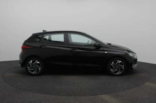 Hyundai i20 (2023) thumbnail 6