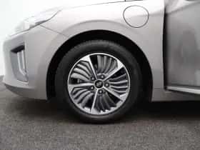 Hyundai Ioniq thumbnail 15
