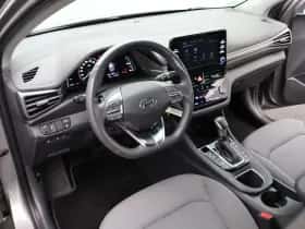 Hyundai Ioniq (2022) thumbnail 28