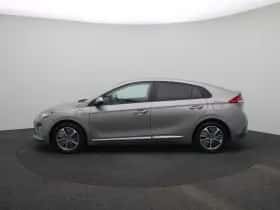 Hyundai Ioniq thumbnail 4