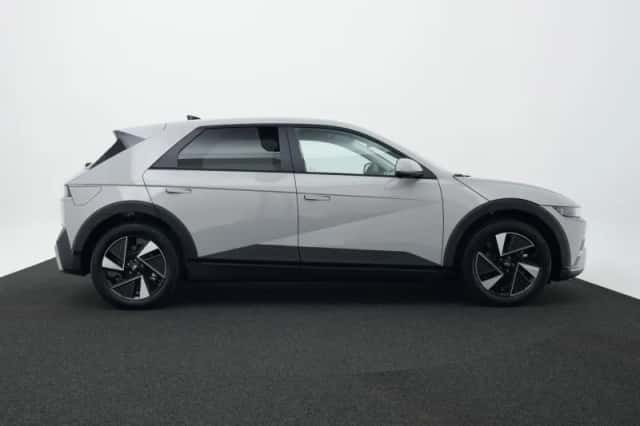 Hyundai Ioniq 5 (2026) thumbnail 4