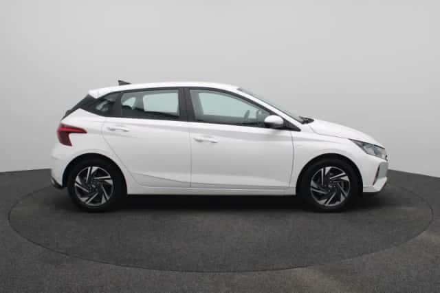 Hyundai i20 (2024) thumbnail 6