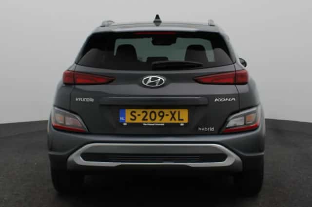 Hyundai Kona (2023) thumbnail 5