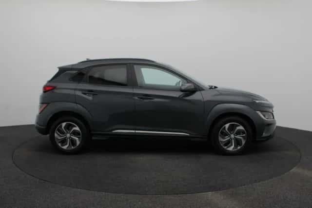 Hyundai Kona (2023) thumbnail 6